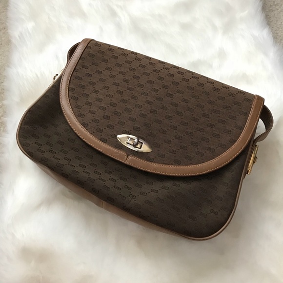 Handbags - Vintage Gucci handbag